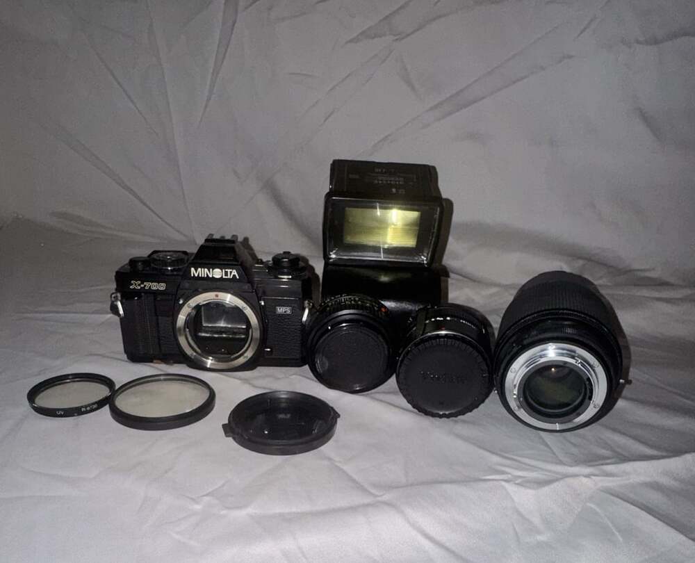 Minolta X-700 35mm SLR Film Camera Bundle With Lenses Flash